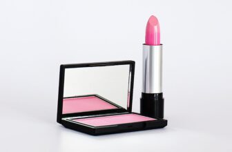 Matte vs. Satin Lipstick: Unveiling the Perfect Pout by beyondbeautyevents.com