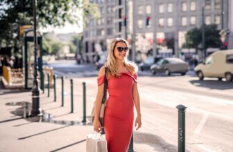 lipstick for red dress